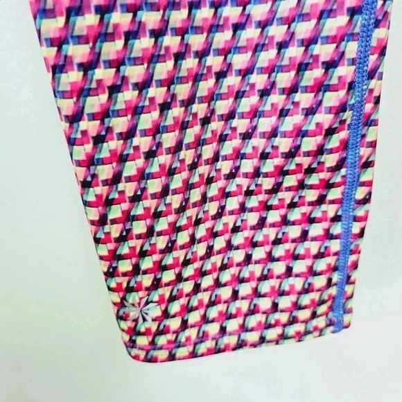 Athleta geometric print cropped leggings small - Picture 4 of 10